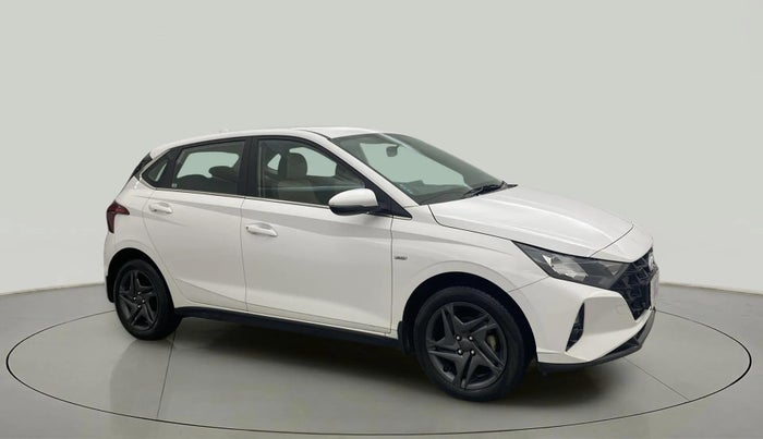 2023 Hyundai NEW I20 SPORTZ 1.2 IVT, Petrol, Automatic, 25,572 km, Right Front Diagonal
