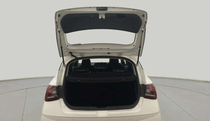 2023 Hyundai NEW I20 SPORTZ 1.2 IVT, Petrol, Automatic, 25,572 km, Boot Door Open