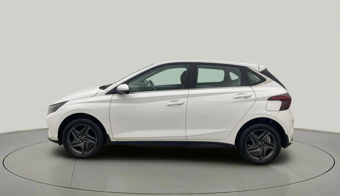 2023 Hyundai NEW I20 SPORTZ 1.2 IVT, Petrol, Automatic, 25,572 km, Left Side