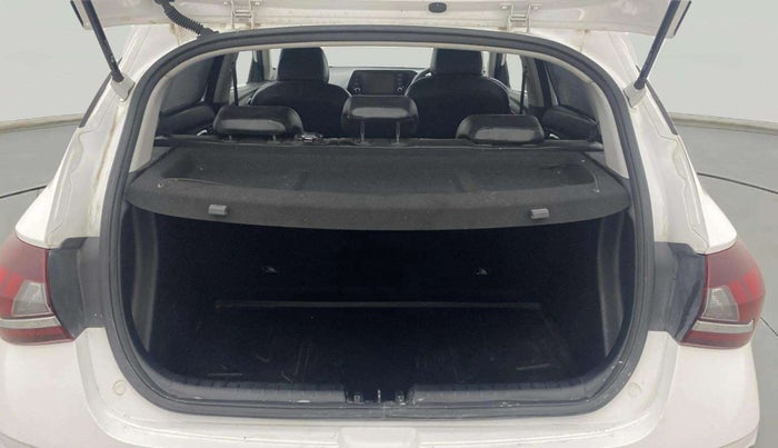 2023 Hyundai NEW I20 SPORTZ 1.2 IVT, Petrol, Automatic, 25,572 km, Boot Inside