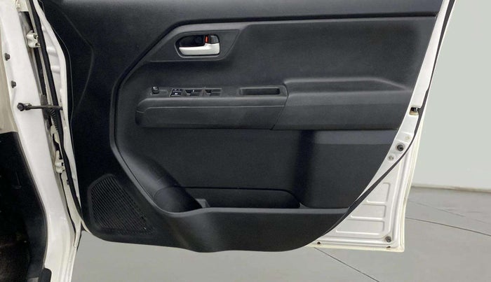 2022 Maruti New Wagon-R VXI CNG 1.0, CNG, Manual, 41,296 km, Driver Side Door Panels Control