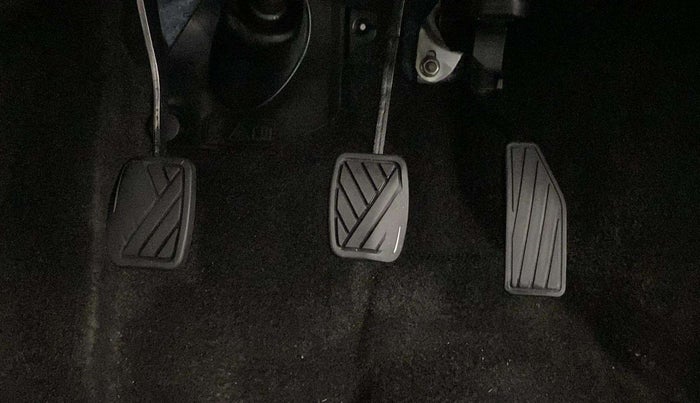 2022 Maruti New Wagon-R VXI CNG 1.0, CNG, Manual, 41,296 km, Pedals