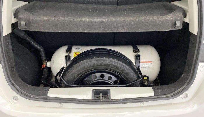 2022 Maruti New Wagon-R VXI CNG 1.0, CNG, Manual, 41,296 km, Boot Inside