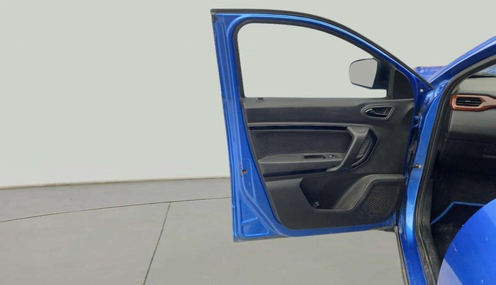 2022 Renault Kiger RXZ MT, Petrol, Manual, 32,706 km, LHS Front Door