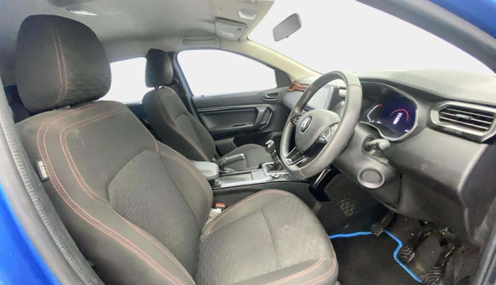 2022 Renault Kiger RXZ MT, Petrol, Manual, 32,706 km, Right Side Front Door Cabin