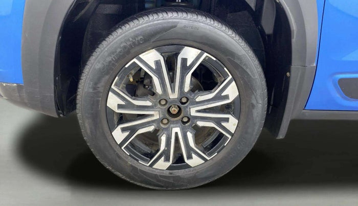 2022 Renault Kiger RXZ MT, Petrol, Manual, 32,706 km, Left Front Wheel