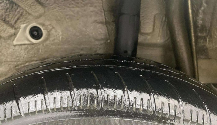 2016 Maruti Celerio ZXI AMT, Petrol, Automatic, 60,416 km, Left Rear Tyre Tread
