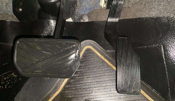 2016 Maruti Celerio ZXI AMT, Petrol, Automatic, 60,416 km, Pedals