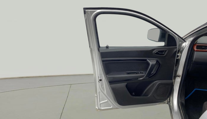 2022 Renault Kiger RXZ AMT, Petrol, Automatic, 42,532 km, LHS Front Door
