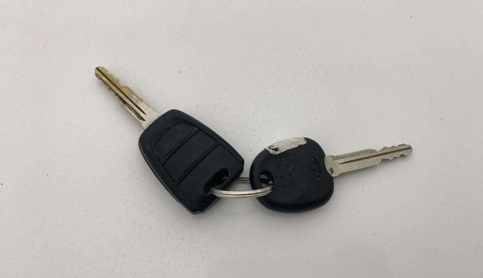 2020 Hyundai NEW SANTRO SPORTZ MT, Petrol, Manual, 14,306 km, Key Close Up