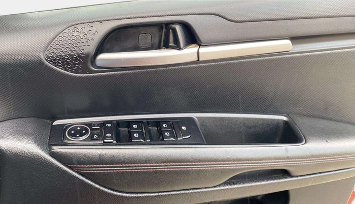 2020 KIA SONET GTX PLUS 1.5 AT, Diesel, Automatic, 81,133 km, Driver Side Door Panels Control