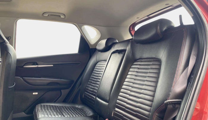2020 KIA SONET GTX PLUS 1.5 AT, Diesel, Automatic, 81,133 km, Right Side Rear Door Cabin