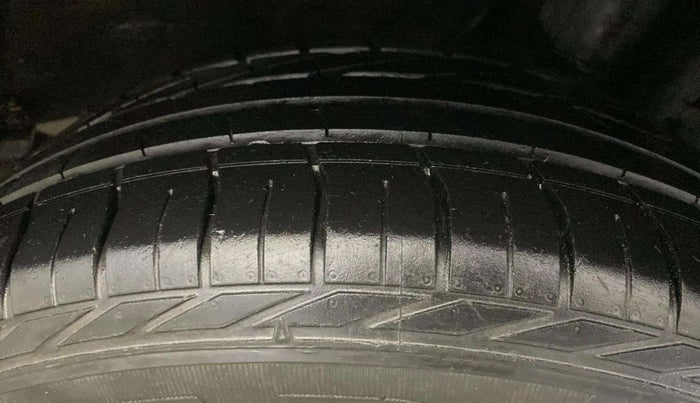 2019 Tata NEXON XZA PLUS PETROL, Petrol, Automatic, 25,786 km, Left Rear Tyre Tread