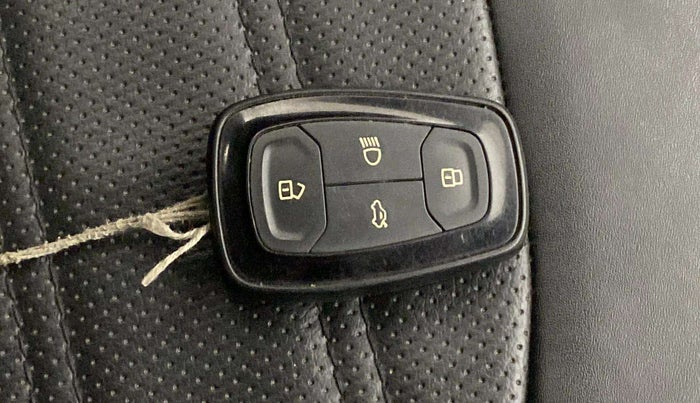 2019 Tata NEXON XZA PLUS PETROL, Petrol, Automatic, 25,786 km, Key Close Up