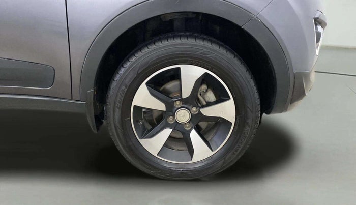 2019 Tata NEXON XZA PLUS PETROL, Petrol, Automatic, 25,786 km, Right Front Wheel