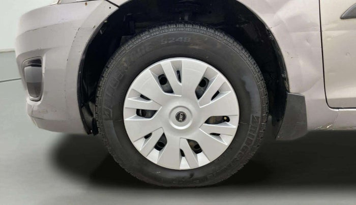 2013 Maruti Swift Dzire VXI, Petrol, Manual, 1,24,101 km, Left Front Wheel