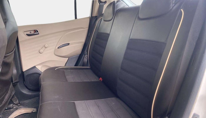2019 Hyundai NEW SANTRO ERA EXECUTIVE, CNG, Manual, 69,332 km, Right Side Rear Door Cabin