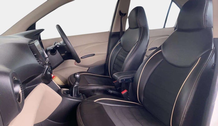 2019 Hyundai NEW SANTRO ERA EXECUTIVE, CNG, Manual, 69,332 km, Right Side Front Door Cabin
