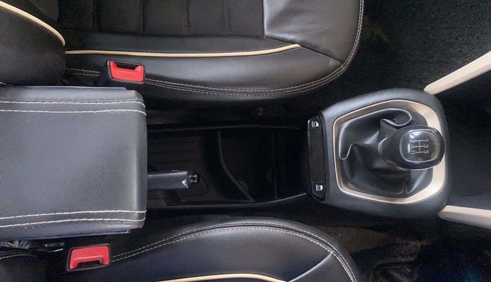 2019 Hyundai NEW SANTRO ERA EXECUTIVE, CNG, Manual, 69,332 km, Gear Lever