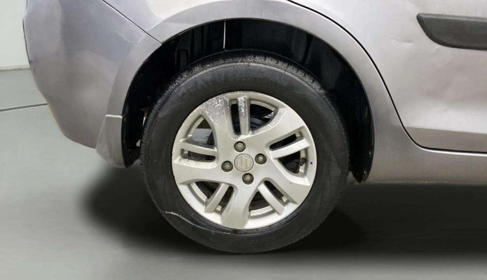 2013 Maruti Swift Dzire ZXI, Petrol, Manual, 61,504 km, Right Rear Wheel