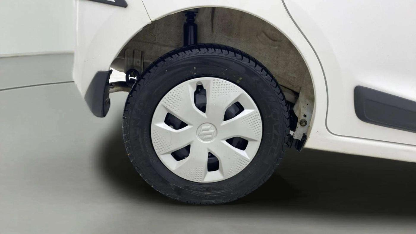 2023 Maruti Alto K10 VXI PLUS, Petrol, Manual, 24,681 km, Right Rear Wheel