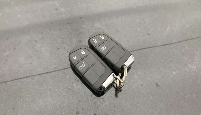 2021 Jeep Compass LIMITED (O) 2.0 DIESEL 4X4 AT, Diesel, Automatic, 66,890 km, Key Close Up