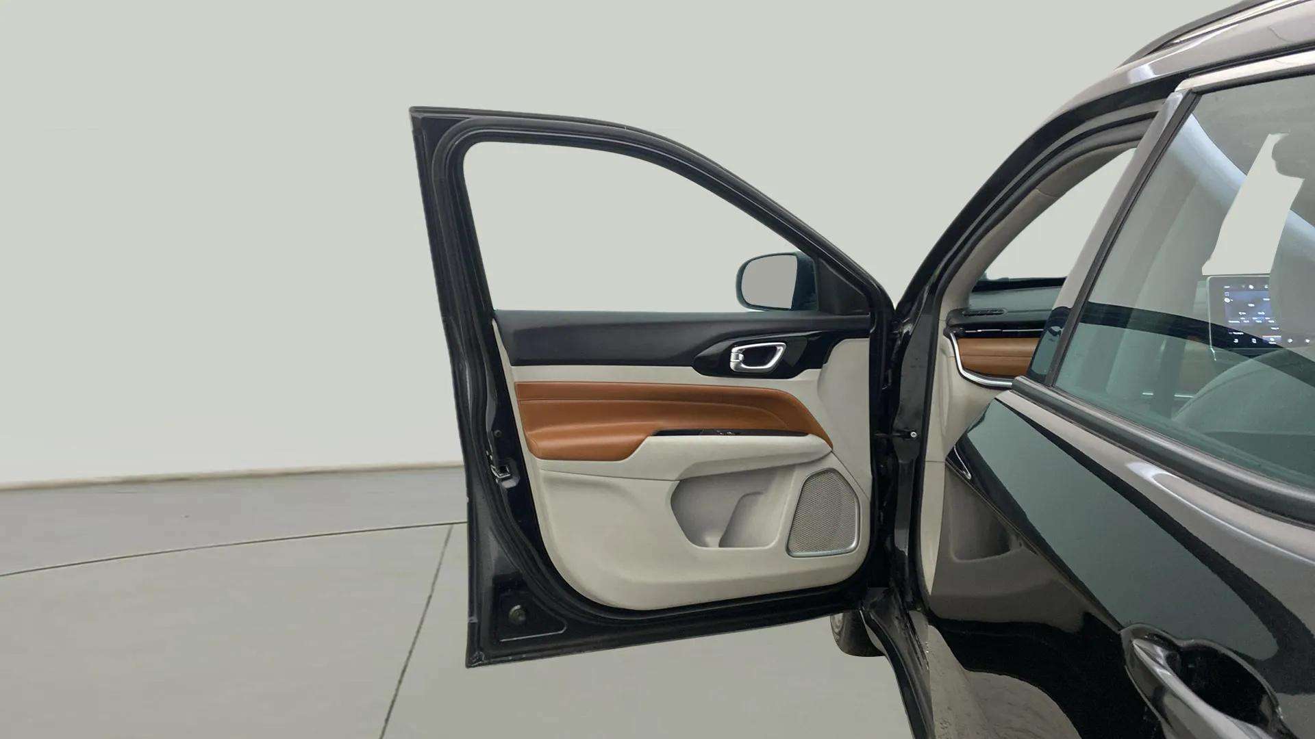 LHS-Front-Door-Open
