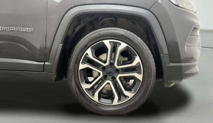 2021 Jeep Compass LIMITED (O) 2.0 DIESEL 4X4 AT, Diesel, Automatic, 66,890 km, Right Front Wheel