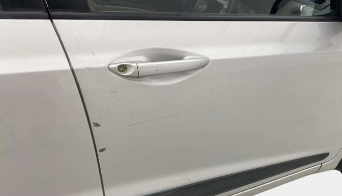 2015 Hyundai Xcent S 1.2, Petrol, Manual, 94,040 km, Driver-side door - Slightly dented