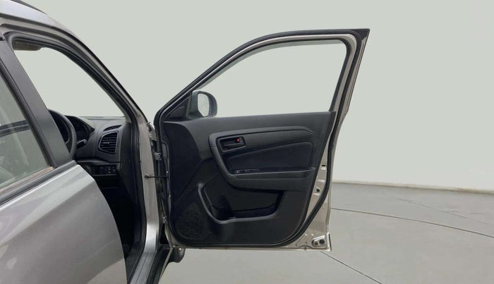 2021 Maruti Vitara Brezza VXI, Petrol, Manual, 67,584 km, RHS Front Door