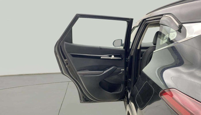 2021 KIA SELTOS GTX PLUS AT 1.5 DIESEL, Diesel, Automatic, 91,904 km, LHS Front Door