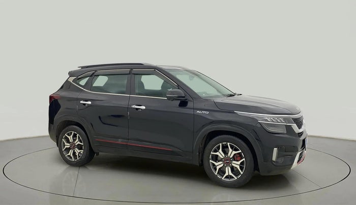 2021 KIA SELTOS GTX PLUS AT 1.5 DIESEL, Diesel, Automatic, 91,904 km, Right Front Diagonal