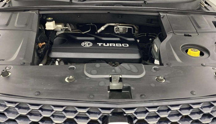 2023 MG HECTOR PLUS SHARP 1.5 PETROL TURBO CVT 6-STR, Petrol, Automatic, 27,067 km, Engine View
