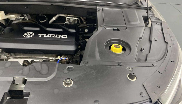 2023 MG HECTOR PLUS SHARP 1.5 PETROL TURBO CVT 6-STR, Petrol, Automatic, 27,067 km, Engine View - Left
