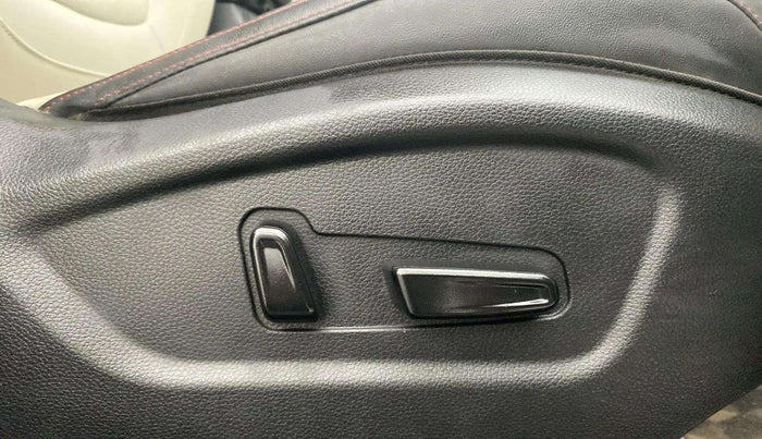 2019 KIA SELTOS GTX PLUS DCT 1.4 PETROL, Petrol, Automatic, 47,030 km, Driver Side Adjustment Panel