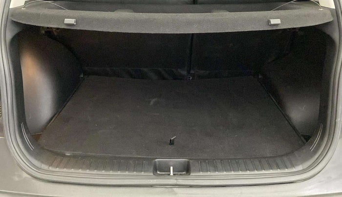2023 Hyundai Creta S PLUS KNIGHT 1.5 PETROL DUAL TONE, Petrol, Manual, 36,420 km, Boot Inside