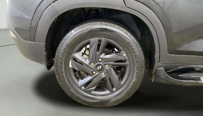 2023 Hyundai Creta S PLUS KNIGHT 1.5 PETROL DUAL TONE, Petrol, Manual, 36,420 km, Right Rear Wheel