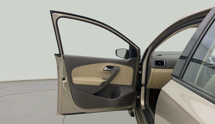 2016 Volkswagen Vento HIGHLINE PETROL AT, Petrol, Automatic, 78,388 km, LHS Front Door