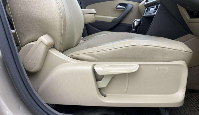 2016 Volkswagen Vento HIGHLINE PETROL AT, Petrol, Automatic, 78,388 km, Driver Side Adjustment Panel
