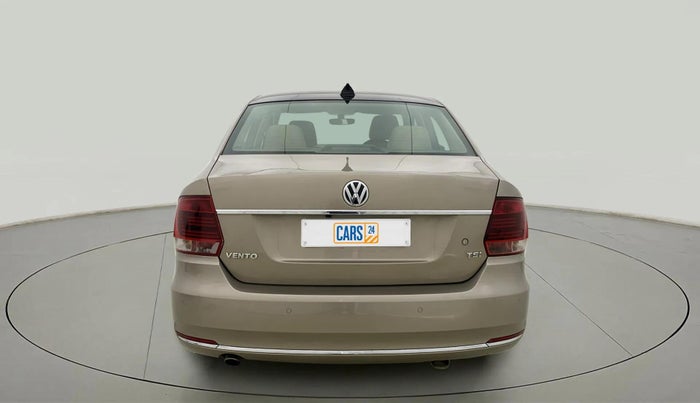 2016 Volkswagen Vento HIGHLINE PETROL AT, Petrol, Automatic, 78,388 km, Back/Rear