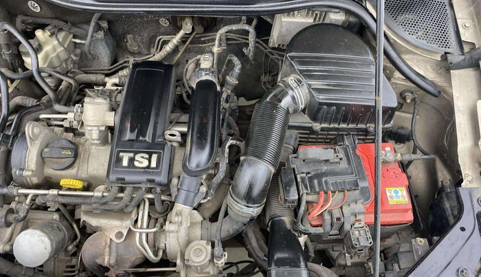 2016 Volkswagen Vento HIGHLINE PETROL AT, Petrol, Automatic, 78,388 km, Engine View - Left