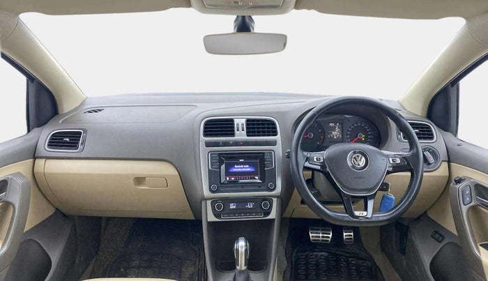 2016 Volkswagen Vento HIGHLINE PETROL AT, Petrol, Automatic, 78,388 km, Dashboard