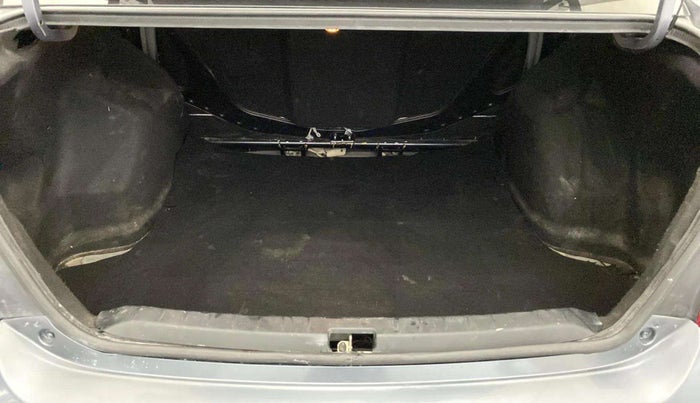 2017 Toyota Etios G, Petrol, Manual, 52,151 km, Boot Inside