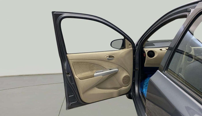 2017 Toyota Etios G, Petrol, Manual, 52,151 km, LHS Front Door
