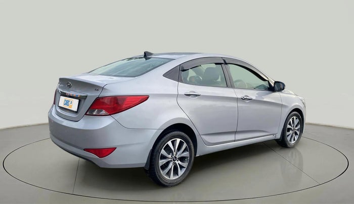 2015 Hyundai Verna FLUIDIC 4S 1.6 VTVT S(O), Petrol, Manual, 93,551 km, Right Back Diagonal