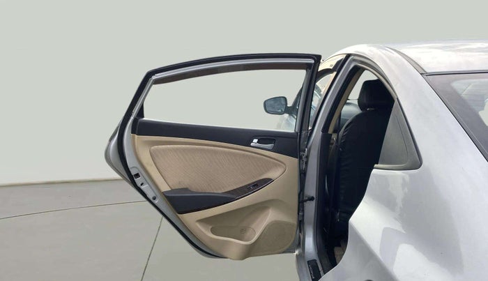 2015 Hyundai Verna FLUIDIC 4S 1.6 VTVT S(O), Petrol, Manual, 93,551 km, LHS Rear Door