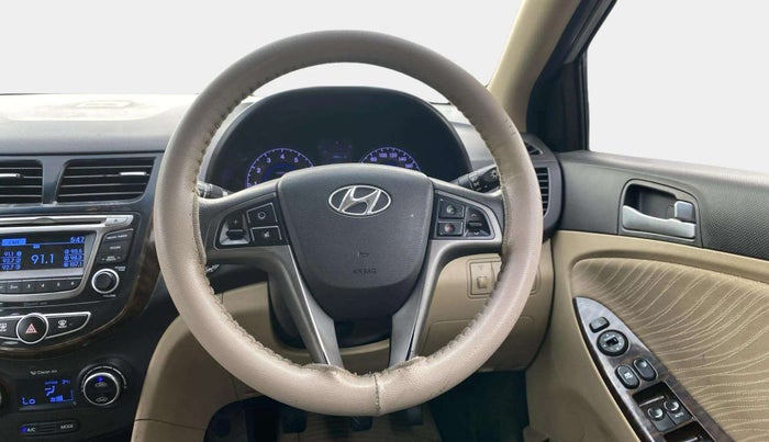 2015 Hyundai Verna FLUIDIC 4S 1.6 VTVT S(O), Petrol, Manual, 93,551 km, Steering Wheel Close Up