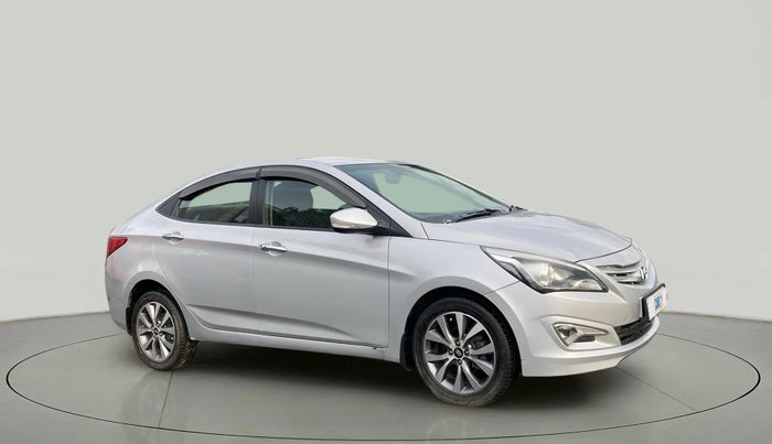 2015 Hyundai Verna FLUIDIC 4S 1.6 VTVT S(O), Petrol, Manual, 93,551 km, Right Front Diagonal