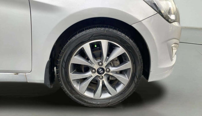 2015 Hyundai Verna FLUIDIC 4S 1.6 VTVT S(O), Petrol, Manual, 93,551 km, Right Front Wheel