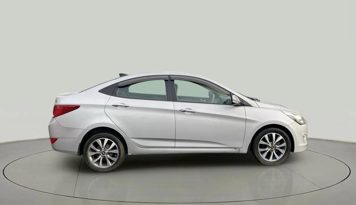 2015 Hyundai Verna FLUIDIC 4S 1.6 VTVT S(O), Petrol, Manual, 93,551 km, Right Side View